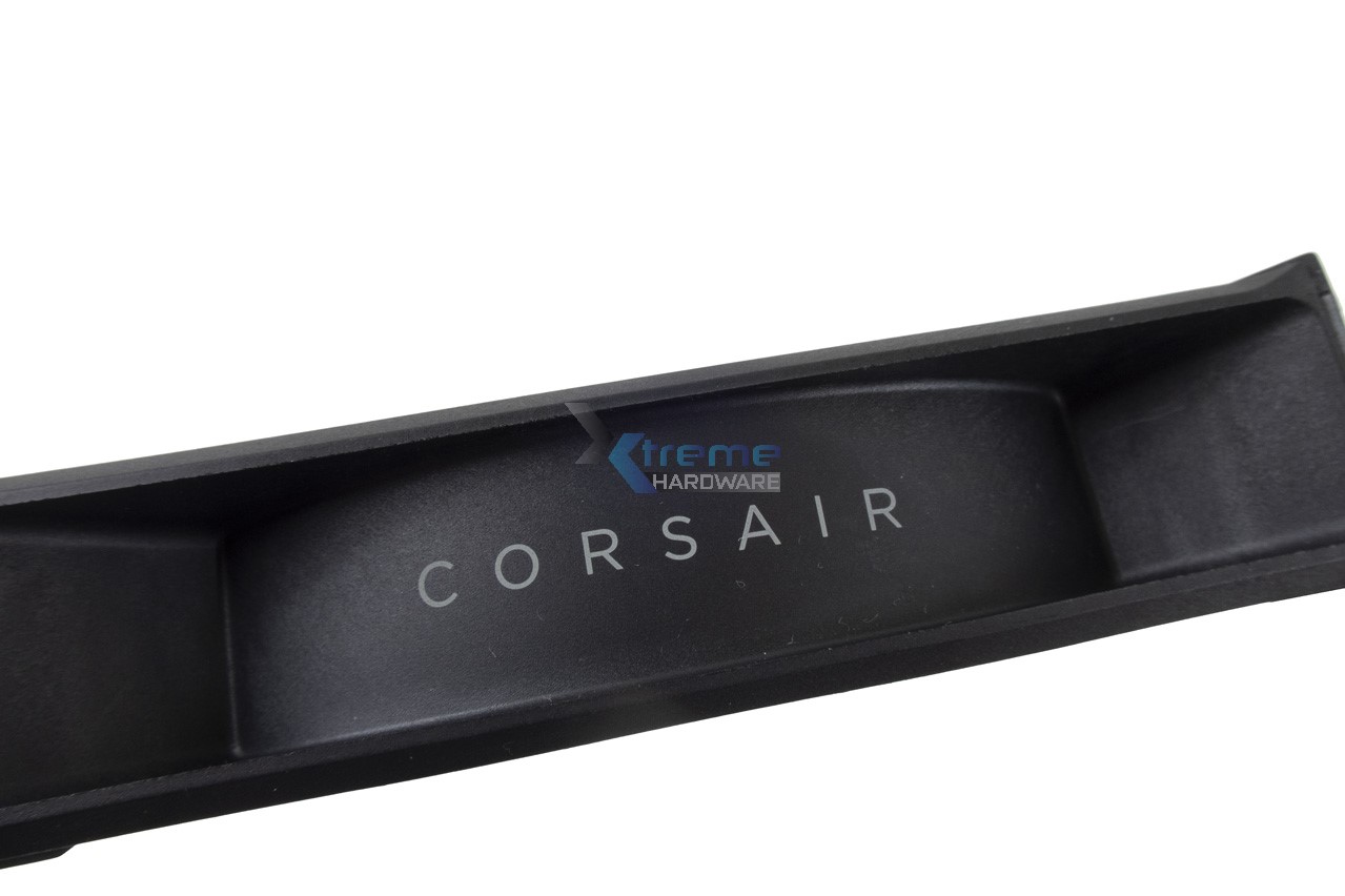 Corsair iCUE H150i ELITE LCD 29 5c567